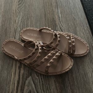 Brandon new Olivia Miller sandals